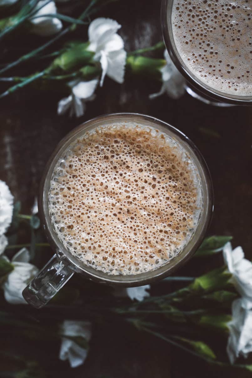 This plant based cashew milk latte is an instant cup of cheer! Cashews make the creamiest milk, perfect for your morning coffee.