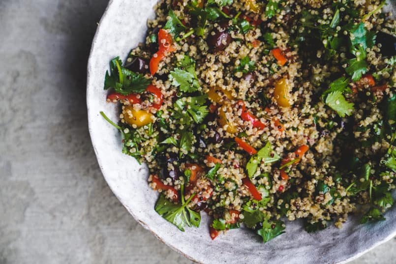 Start your year off right with this super easy meal prep recipe. It's a plant based quinoa salad that is sure to set you up for success.