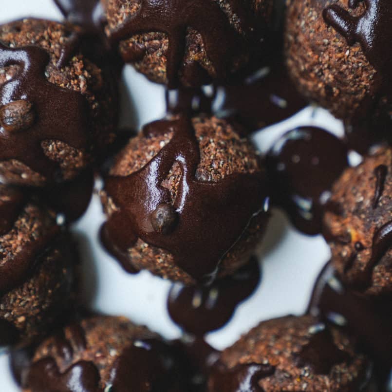 These plant based energizing espresso cacao bites are the perfect healthy snack for on the go and they are super easy to make.