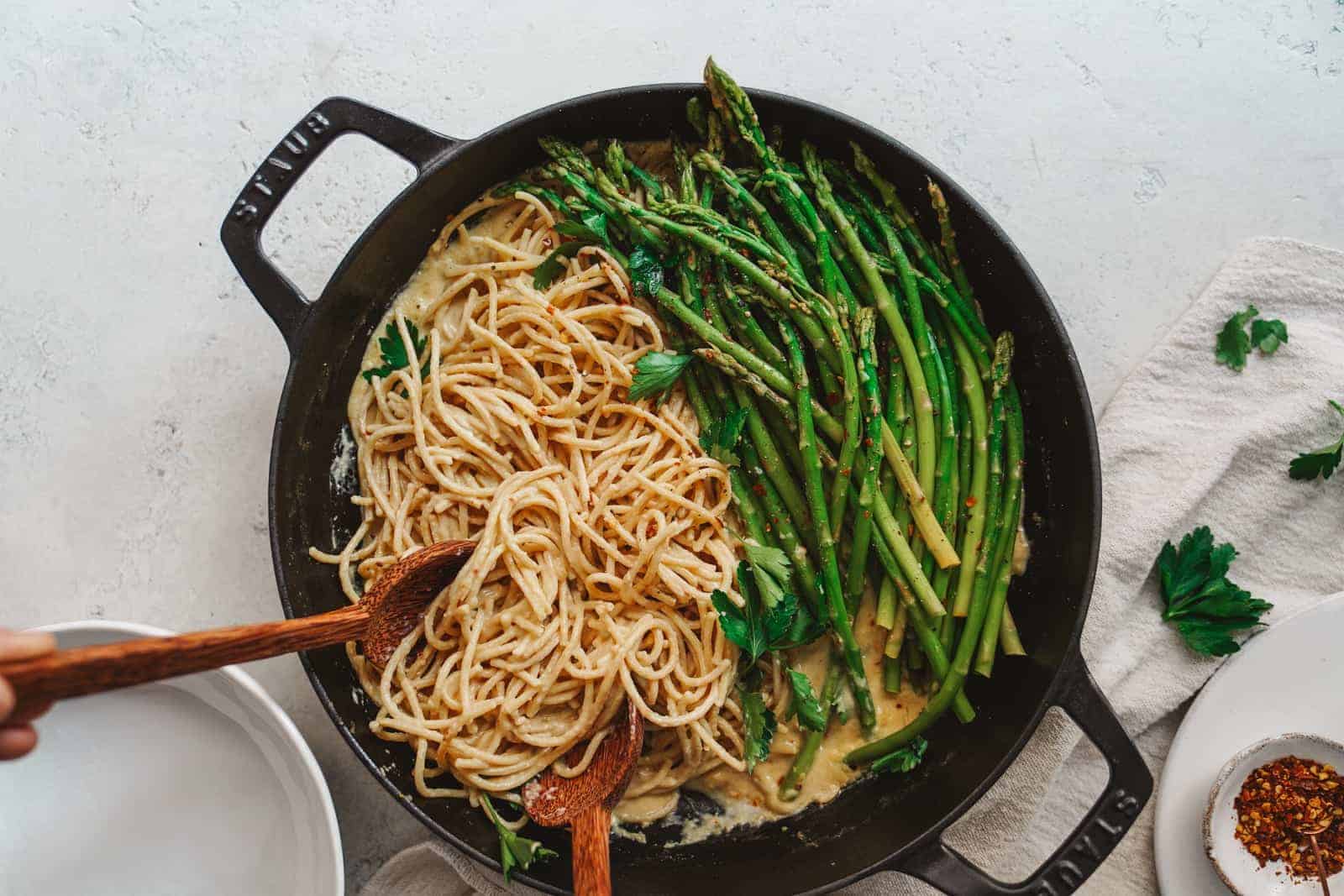 The Best Garlic + Onion White Wine Pasta Sauce FoodByMaria