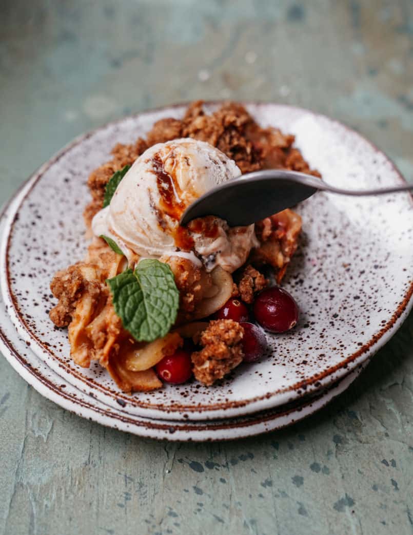 This cranberry apple crisp is super simple and very Spring inspired. It's beautifully balanced and will hit that warm crunchy sweet spot.