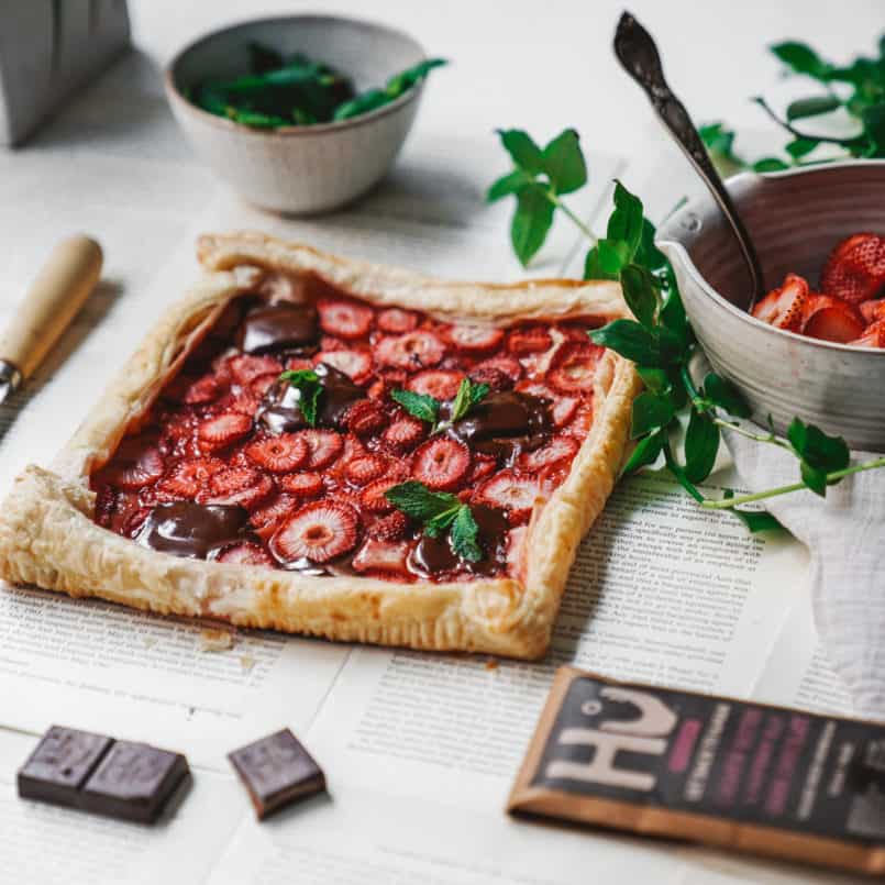 I'm baking up some bright, fresh, and oh so delicious summer vegan desserts, starting with this simple rustic vegan berry chocolate tart.