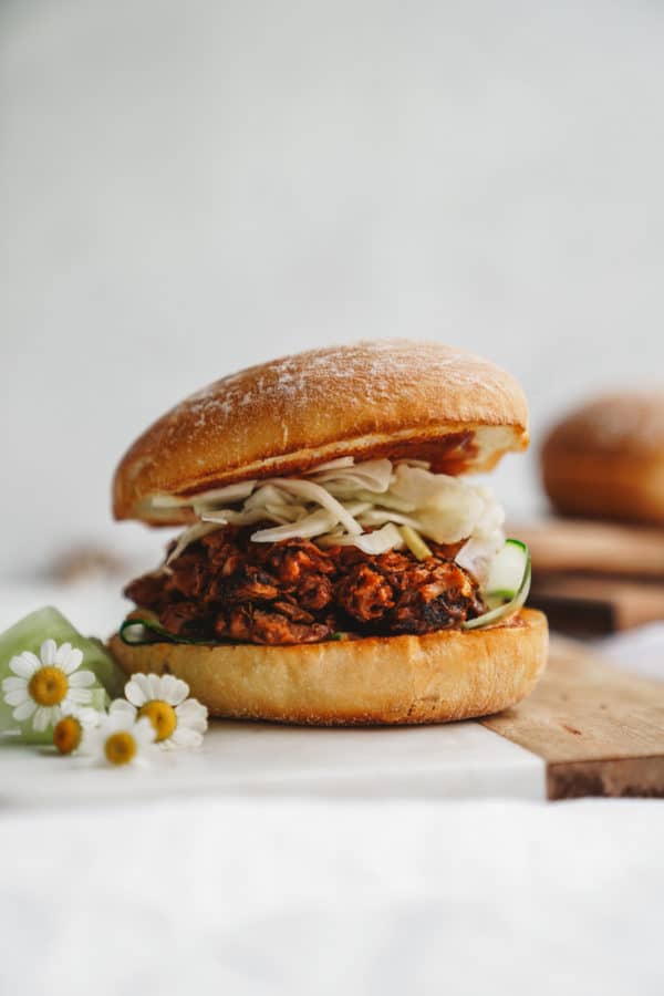 BBQ Jackfruit Burger FoodByMaria