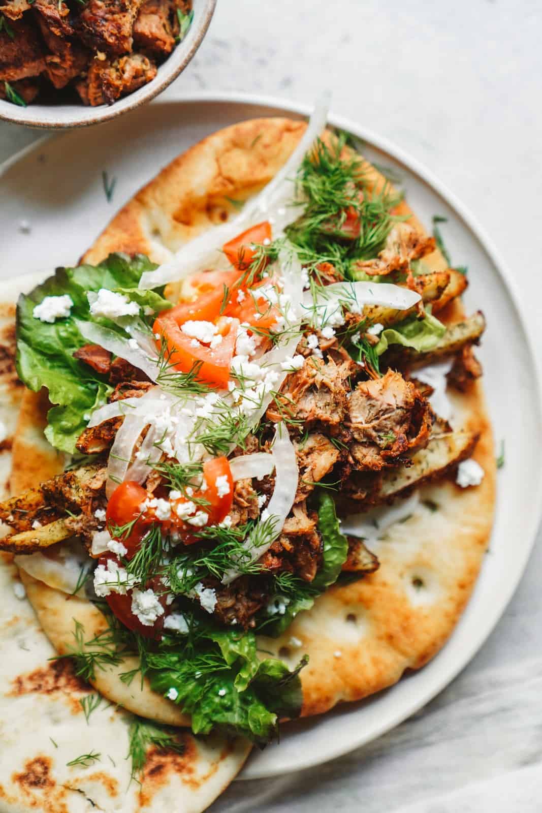Add this plant based jackfruit gyros recipe to your fav Greek recipes! 