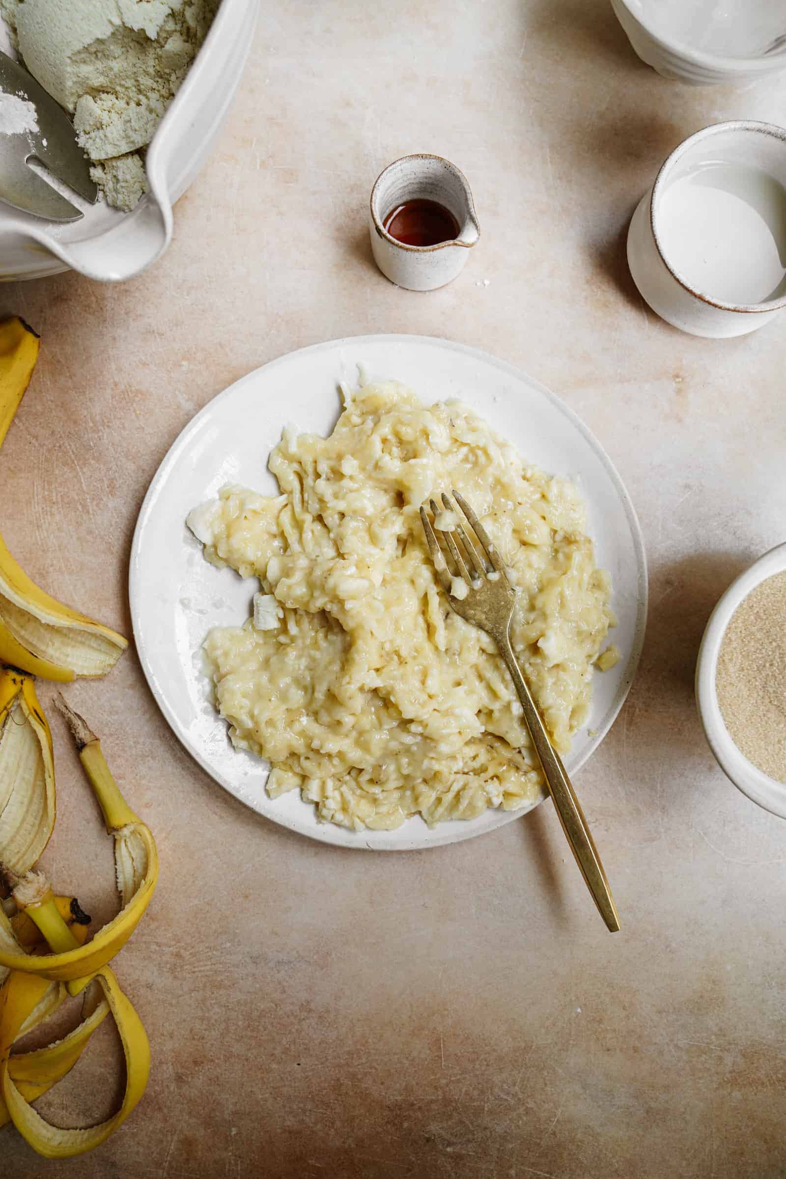 Mashed bananas for vegan muffins