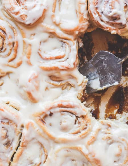 vegan cinnamon rolls up close