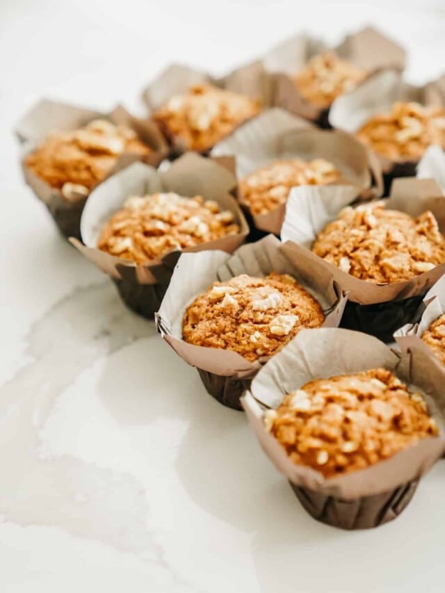 Vegan Apple Cinnamon Muffins