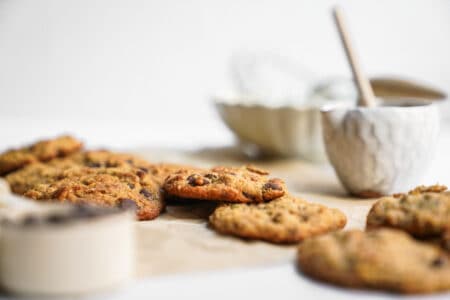 Granola Chocolate Chip Cookies