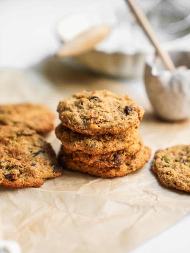 Easy Granola Chocolate Chip Cookies
