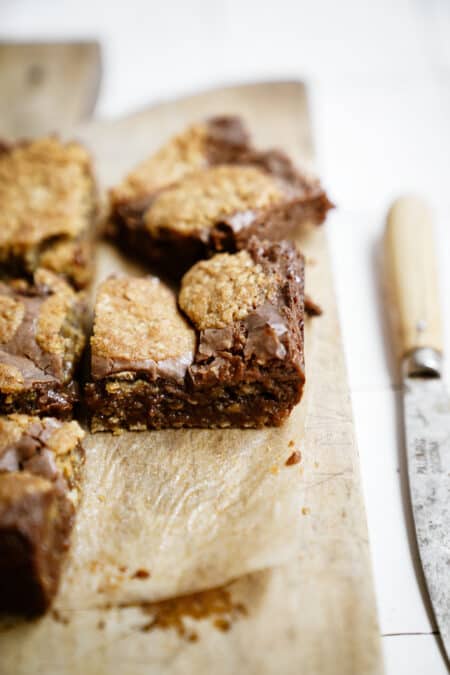 Oatmeal Fudge Bars (Starbucks copykat)
