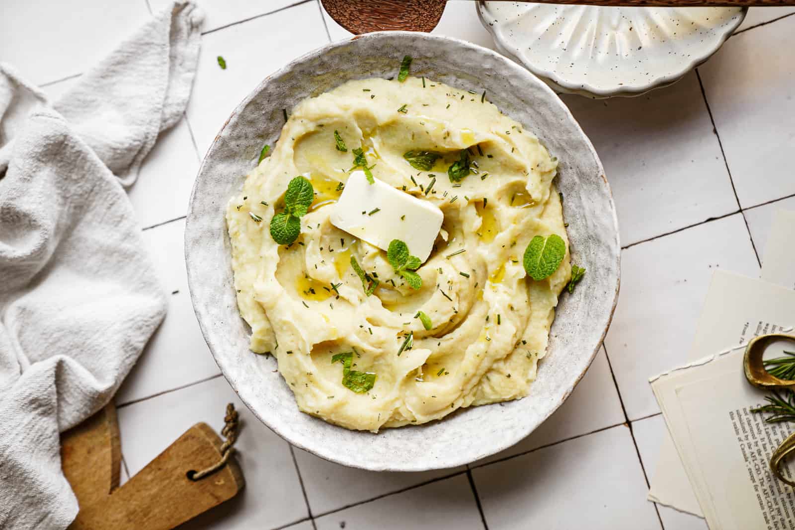 Parsnip mash in a serving bowl