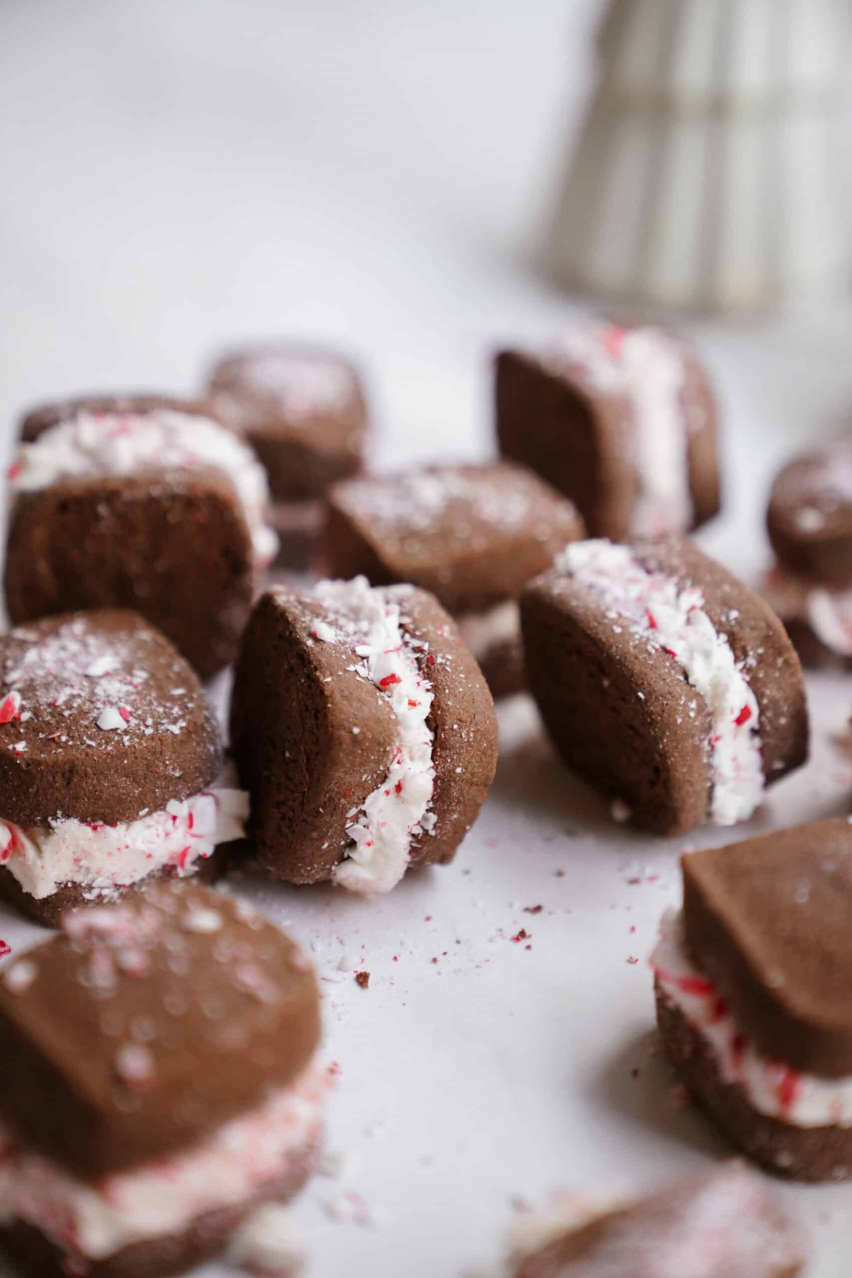 Sandwich cookies on a countertop