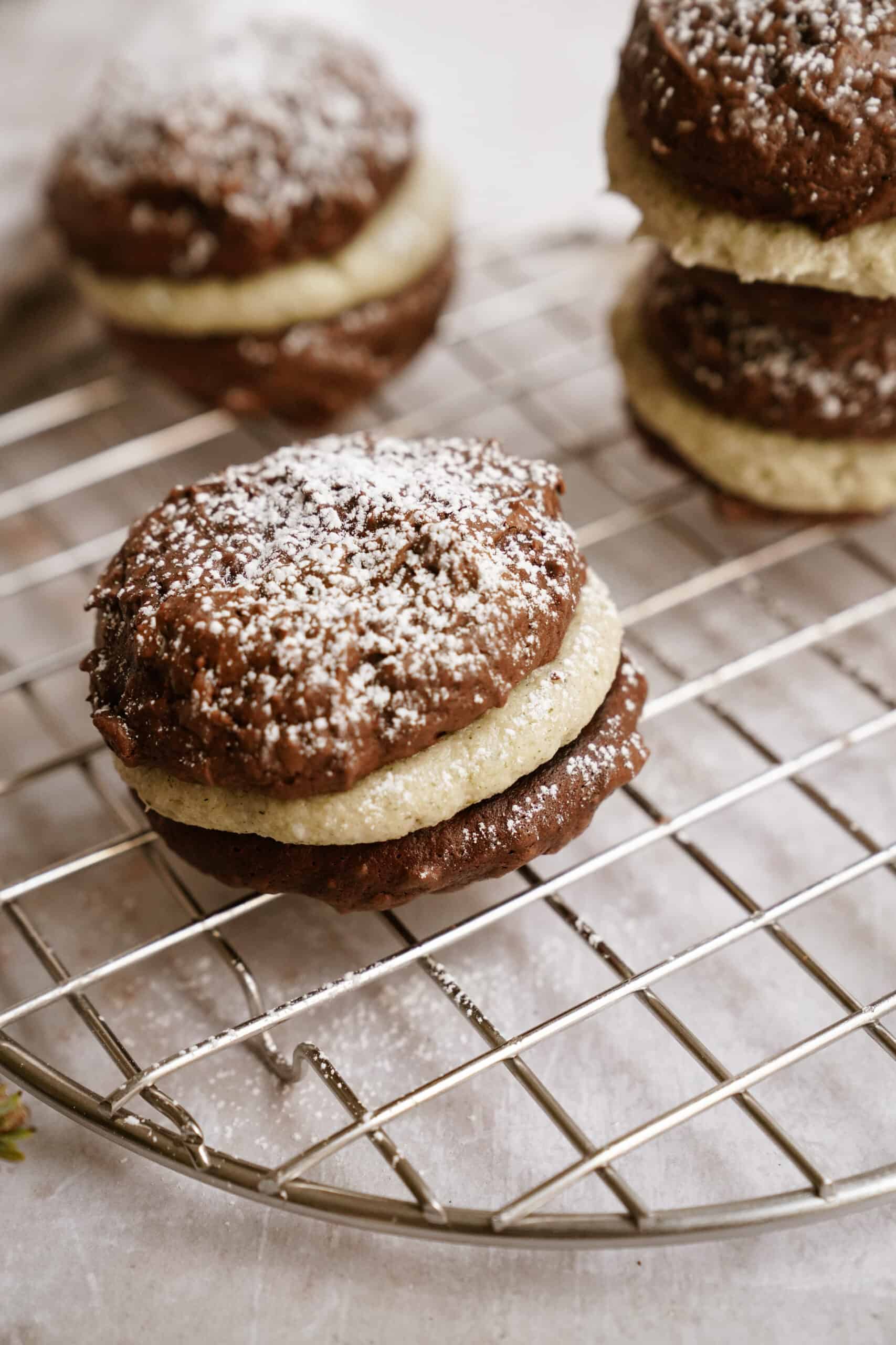 Whoopie pie recipe with pies on cooling rack