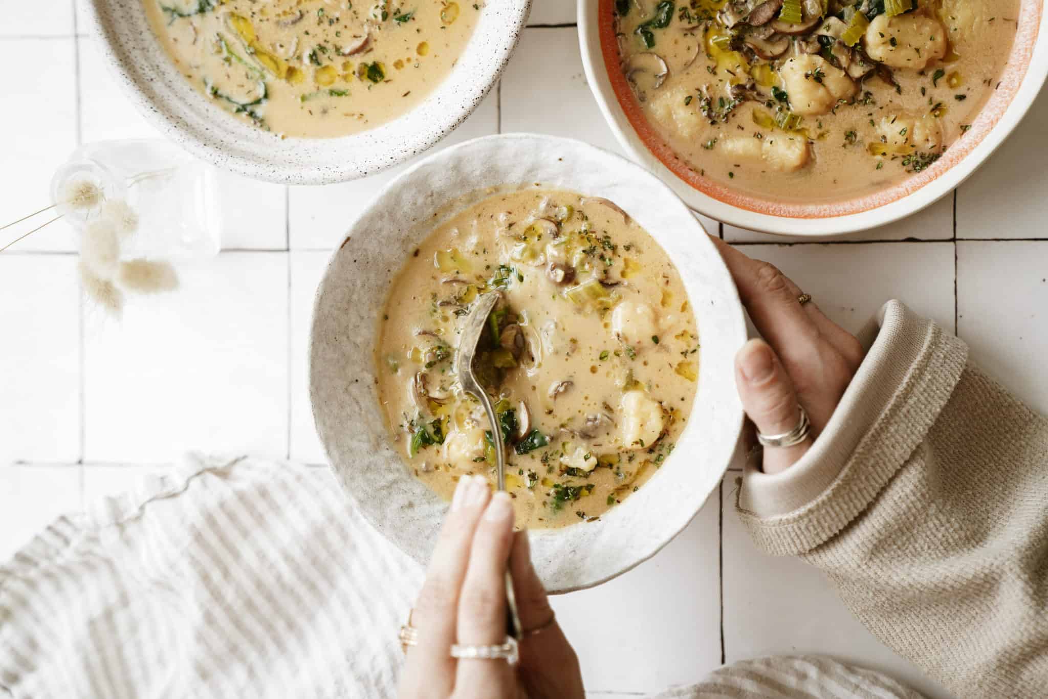 Vegan Chicken Noodle Soup (With Tofu, Kale and Mushrooms)! - PlantYou