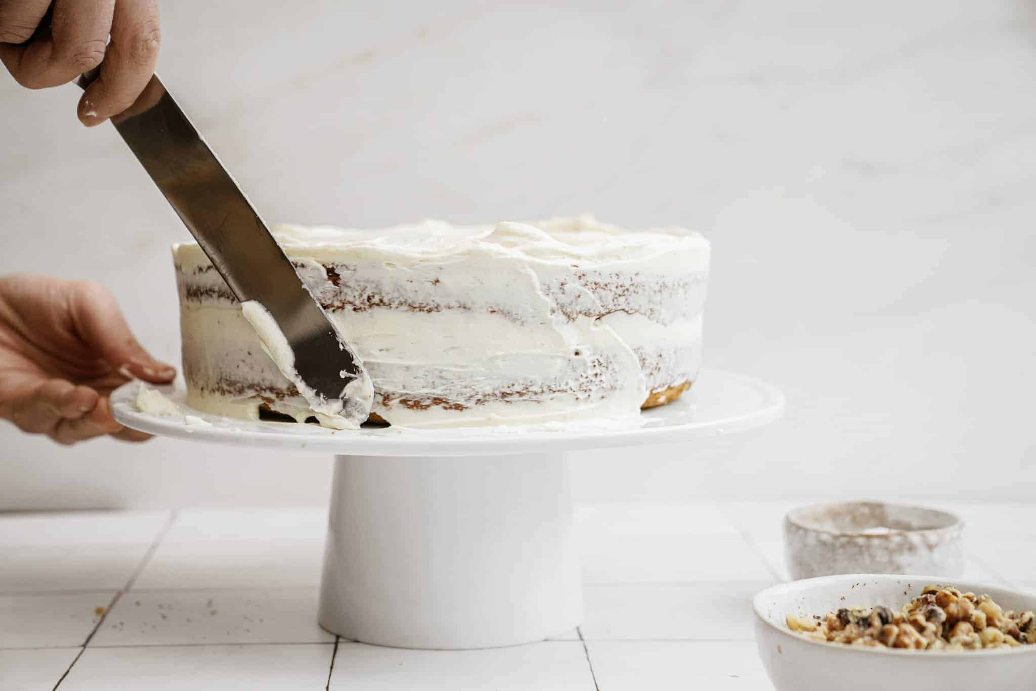 Icing healthy carrot cake