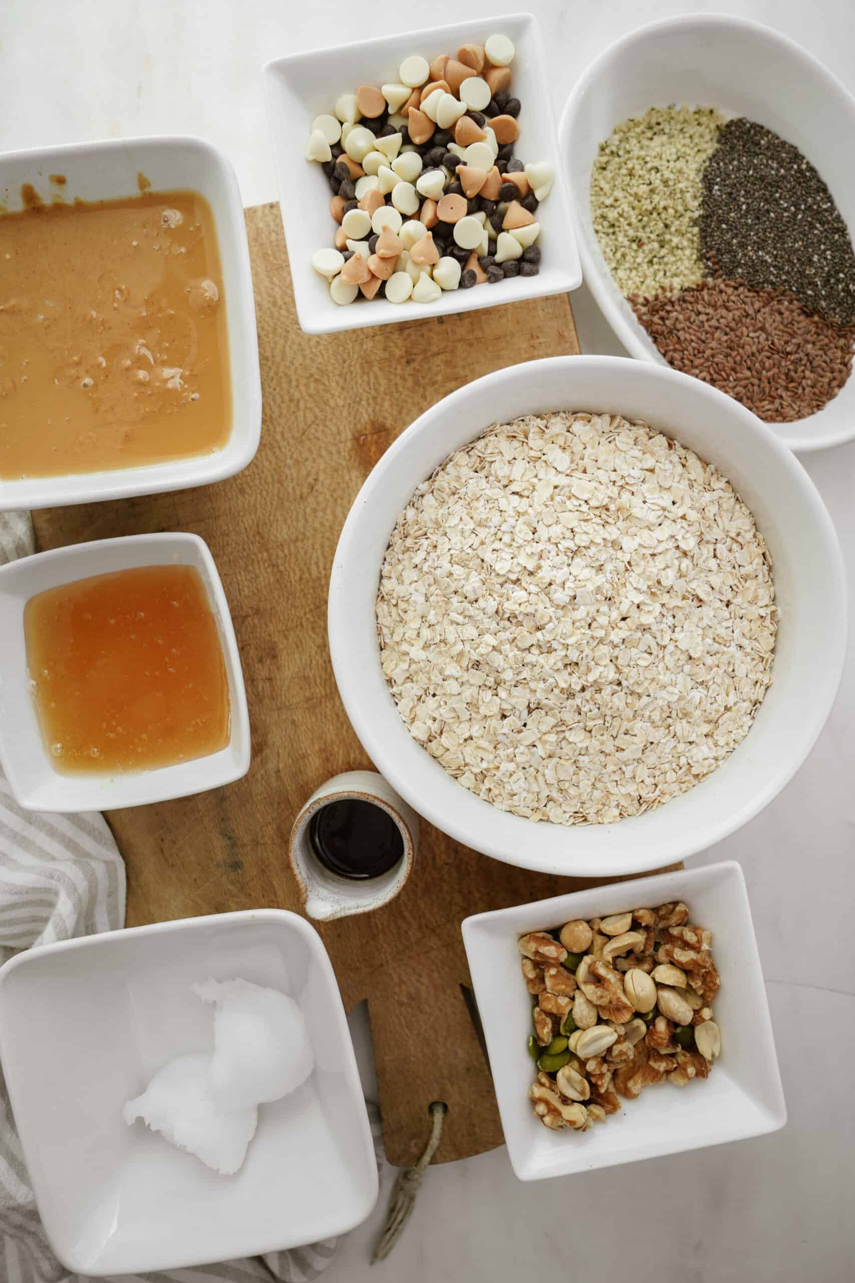 Ingredients for no-bake granola bars 