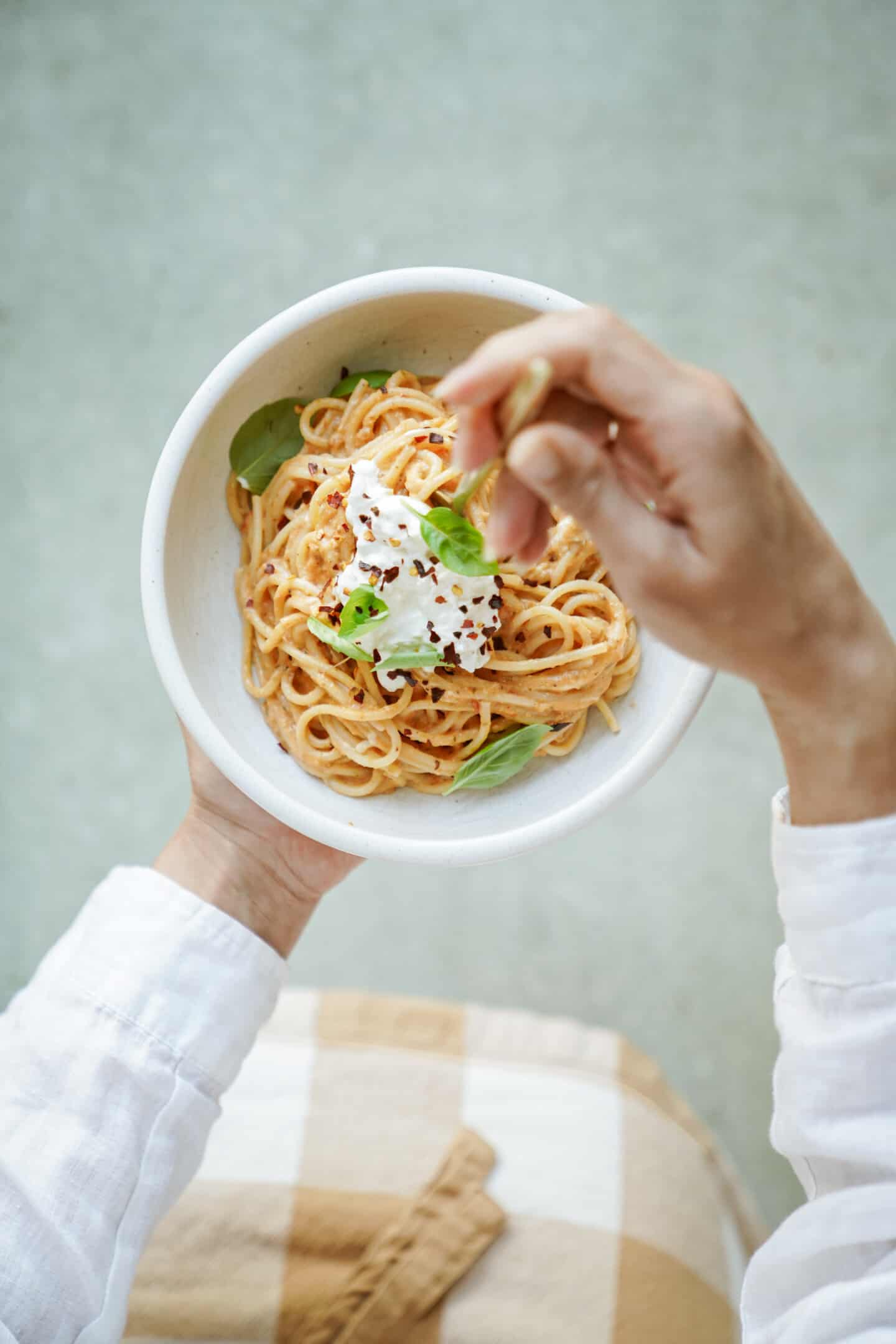 https://www.foodbymaria.com/wp-content/uploads/2022/07/Burrata-Pasta-2-1440x2160.jpg