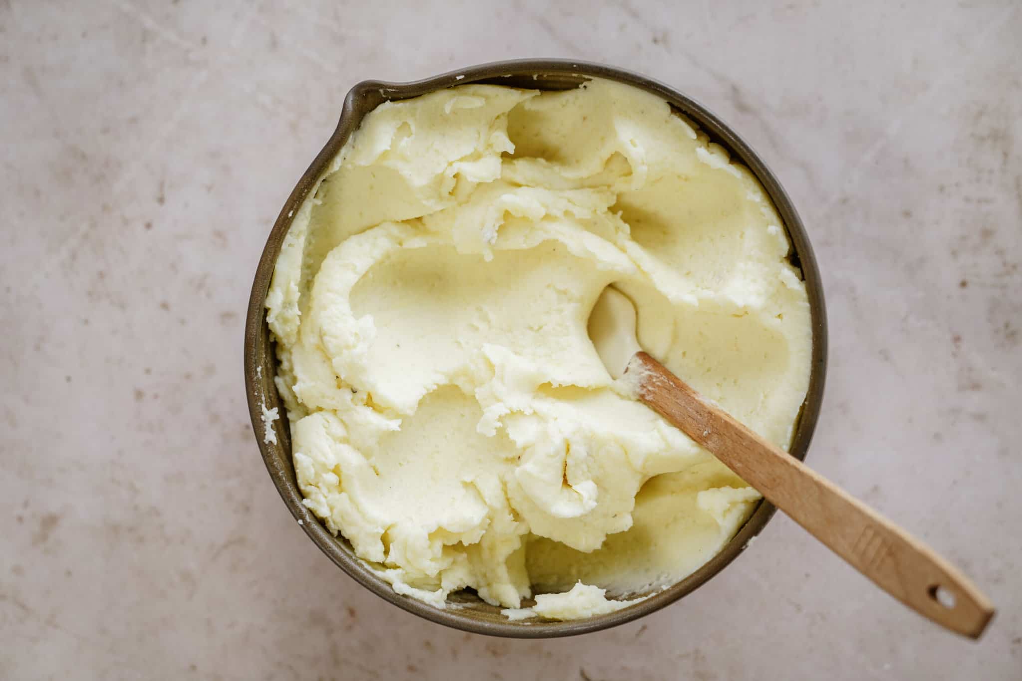 Mashed potatoes recipe in a bowl