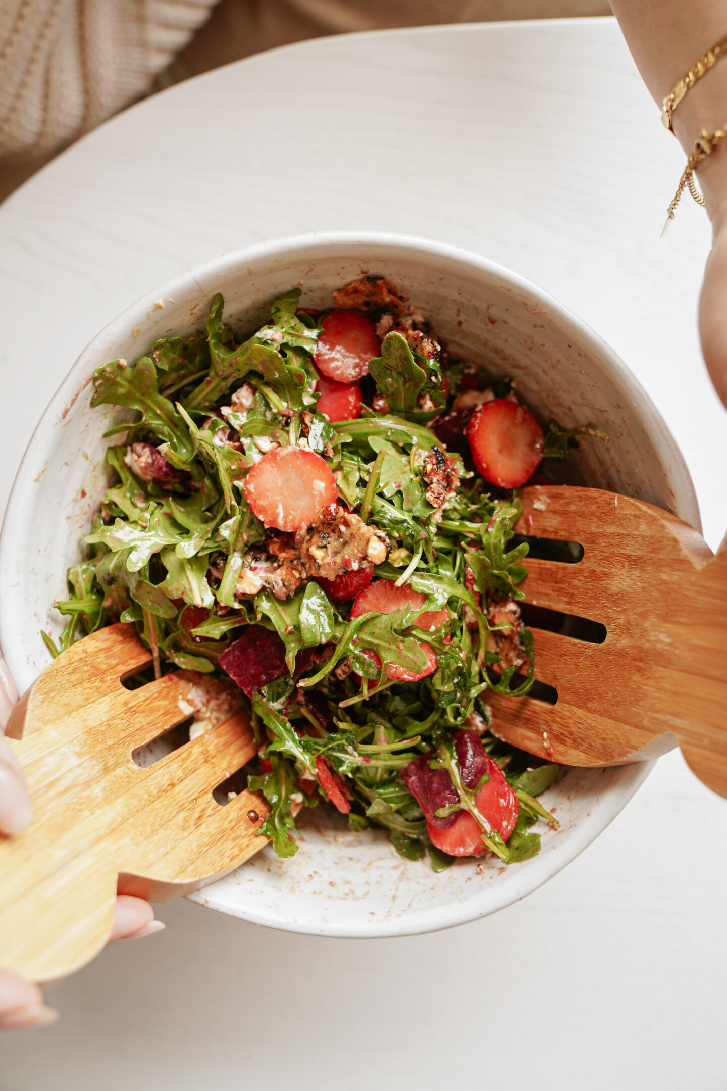 Summer salad with parmesan crisps