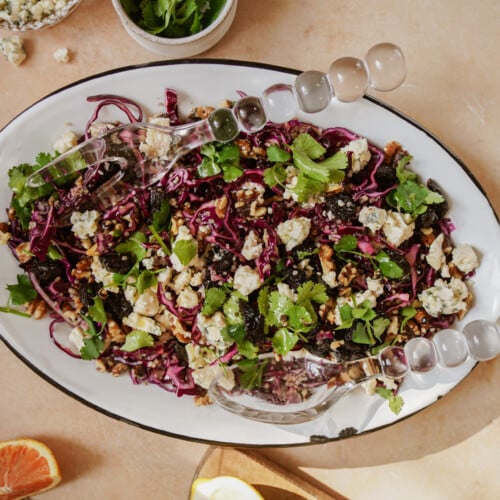 Red cabbage salad