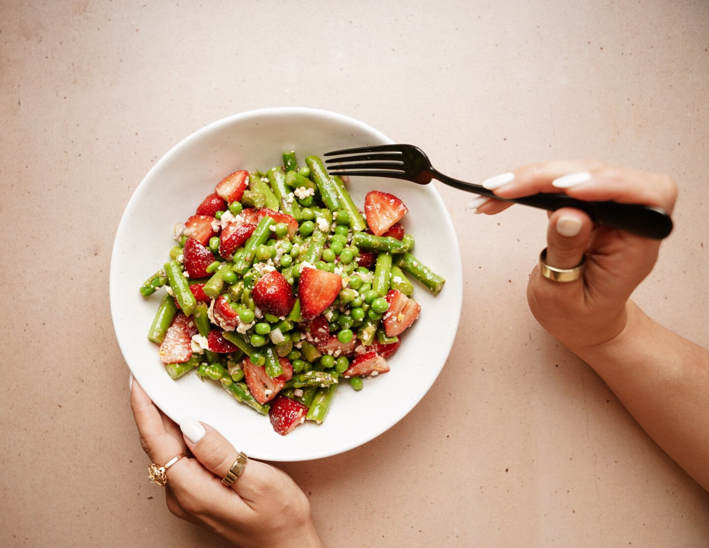 Asparagus salad with shallot vinaigrette