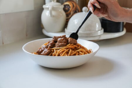 Easy Beef Stew in Tomato Sauce (Moshari Kokkinisto)