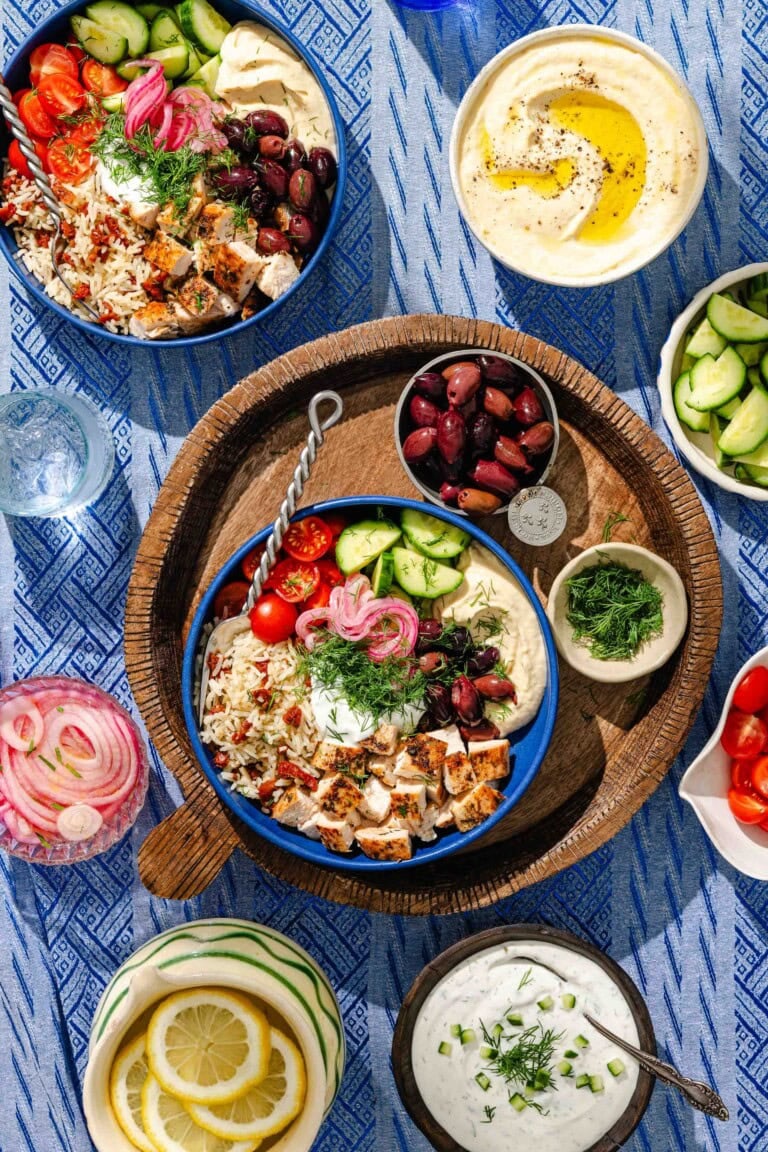Mediterranean bowl with colorful vegetables