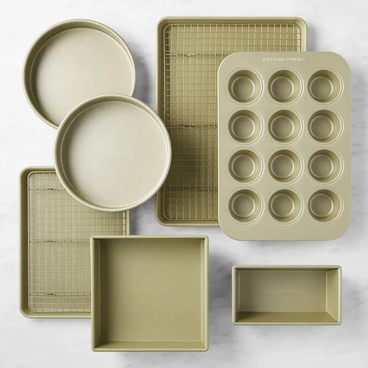 Williams Sonoma Goldtouch Pro nine-piece nonstick bakeware set