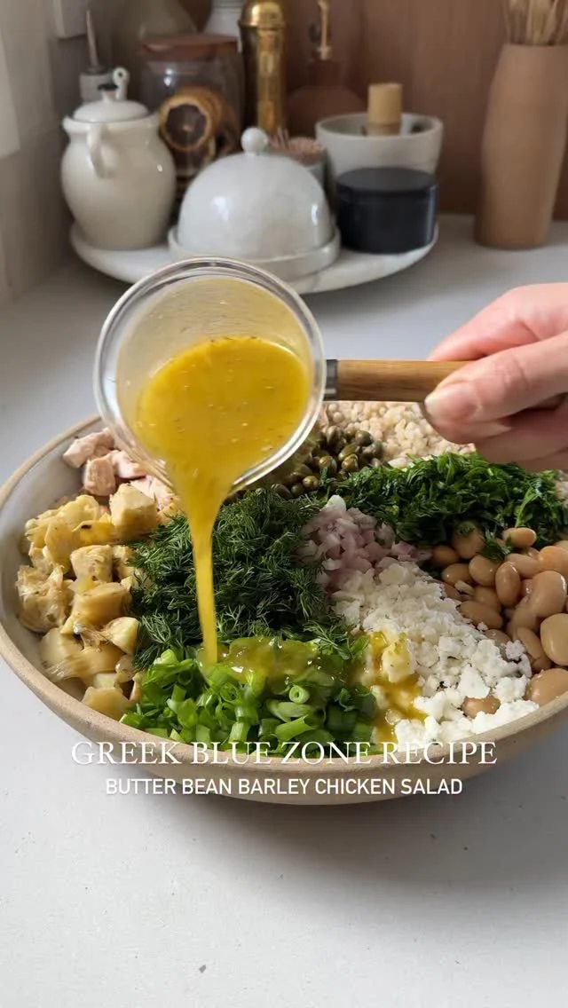 Comment “Recipe” and I’ll DM you the full printable recipe!

Craving a lunch that’s healthy, nourishing and totally stress‑free to prep? This Healthy Chicken Salad is here for you 🥗🍗

This salad is so easy to make... packed with protein, fresh veggies and light dressing. Perfect for meal prep and makes quick lunches feel gourmet. Great for when you want something satisfying, healthy, and simple to put together... all week long.

#foodbymaria #chickensalad #healthylunchideas #mealpreprecipes #easylunch #highproteinmeals #freshrecipes #simplemeals #quicklunchideas

https://www.foodbymaria.com/healthy-chicken-salad-recipe/